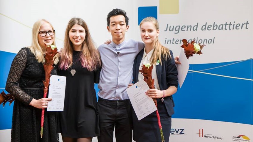 X. Mezinárodní finále Jugend debattiert international vyhrál Khoi Nguyen z ČR